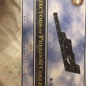 Collectors of Freedom B-2 Stealth Bomber Model